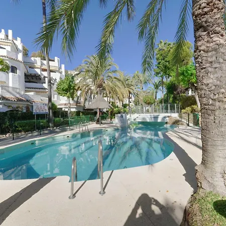 Apartment 2045 Golden Steps From The Sea Marbella
